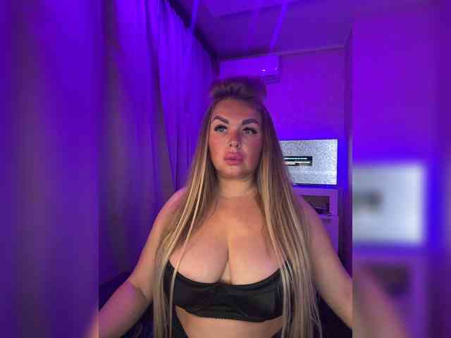 VictoriaFoxxx webcam
