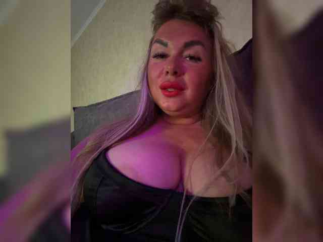 VictoriaDiamo