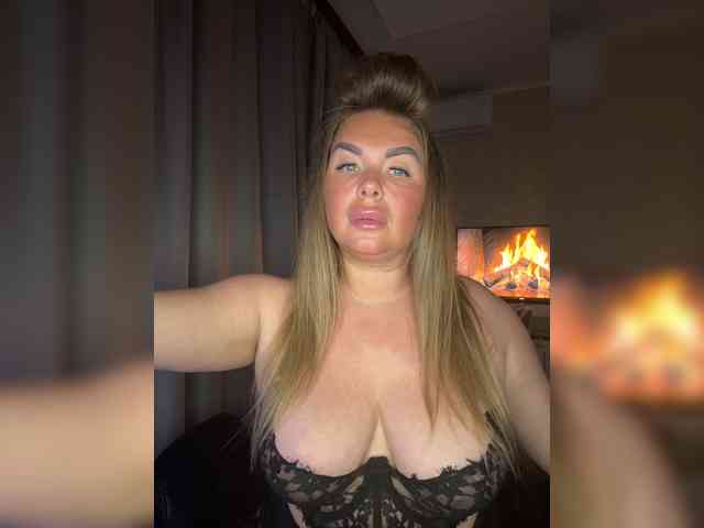 VictoriaFoxxx webcam