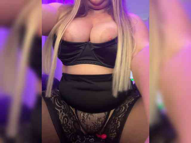 VictoriaFoxxx webcam