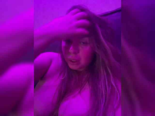VictoriaFoxxx webcam