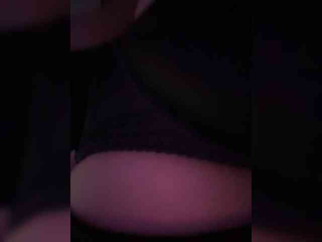 VictoriaFoxxx webcam