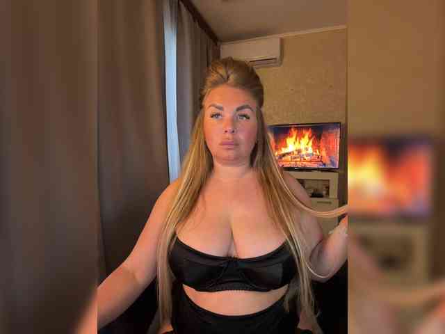 VictoriaFoxxx webcam