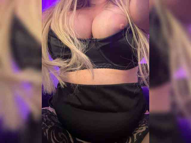 victoriafoxxx's live room