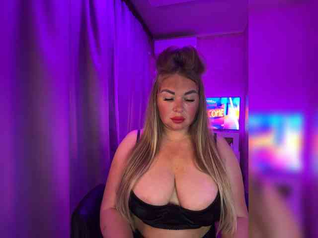 VictoriaFoxxx webcam