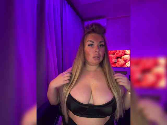 VictoriaFoxxx webcam