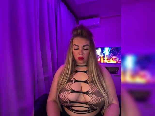 VictoriaFoxxx webcam