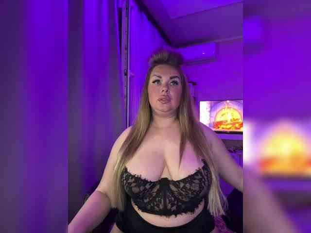 VictoriaFoxxx webcam