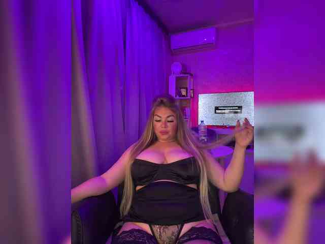 VictoriaFoxxx webcam