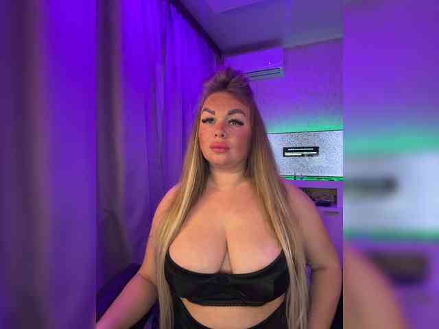 VictoriaFoxxx webcam