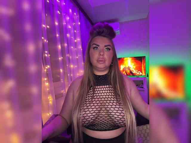 VictoriaFoxxx webcam