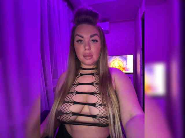 VictoriaFoxxx webcam