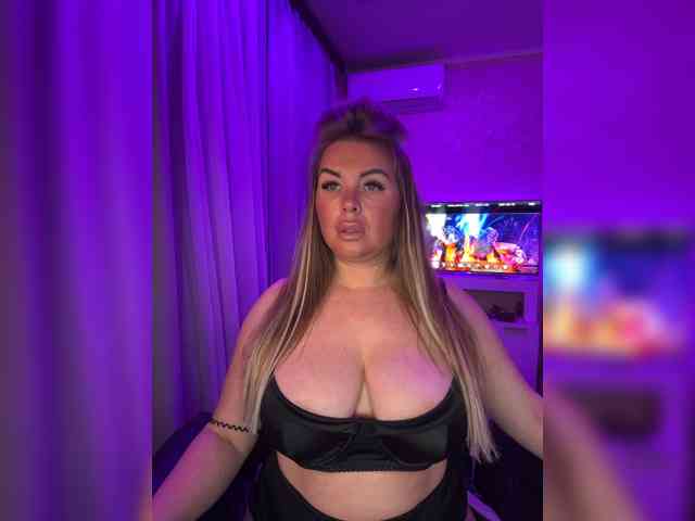 VictoriaFoxxx webcam