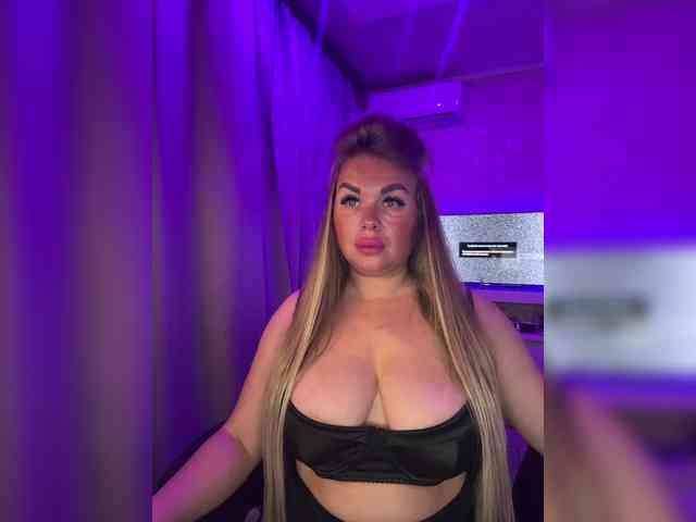 VictoriaFoxxx webcam