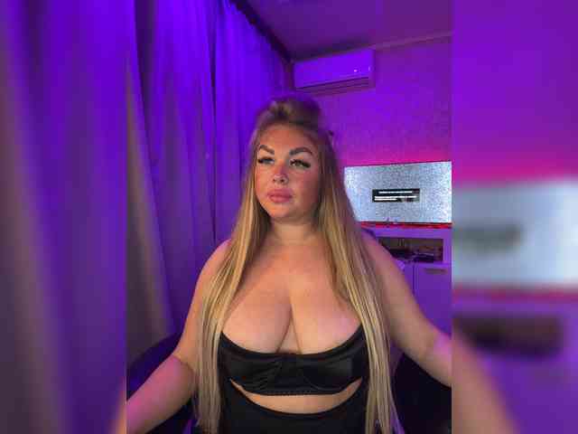 VictoriaFoxxx webcam