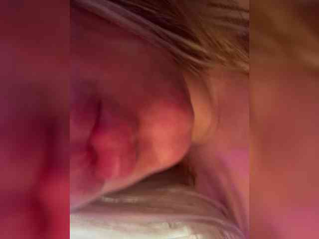 VictoriaFoxxx webcam