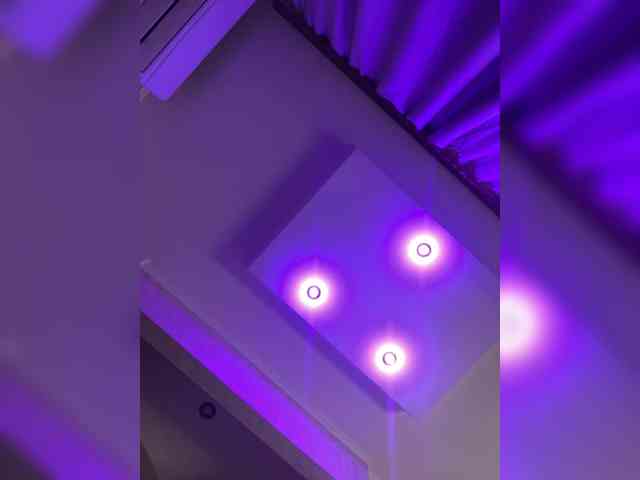 VictoriaFoxxx webcam