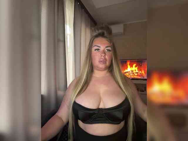VictoriaFoxxx webcam