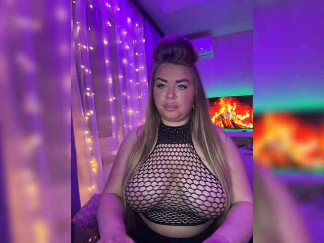 VictoriaFoxxx webcam