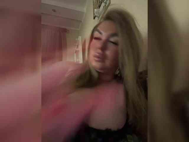 VictoriaFoxxx webcam