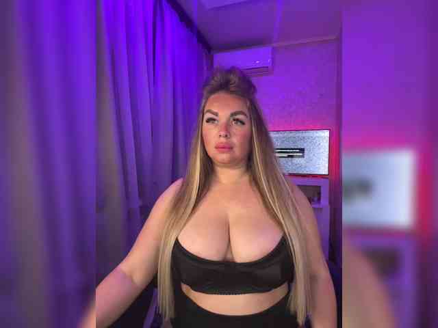 VictoriaFoxxx webcam