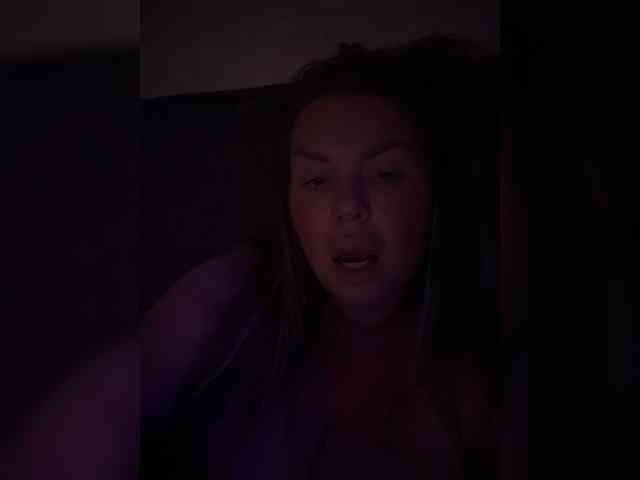 VictoriaFoxxx webcam