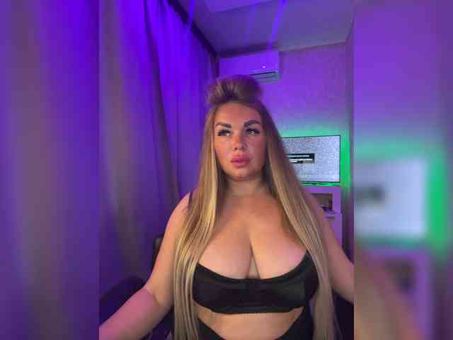 VictoriaFoxxx webcam