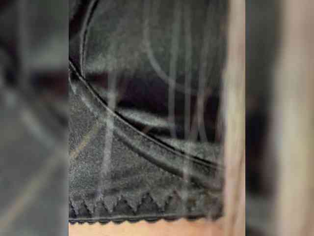 VictoriaDiamo Sex Cam Show