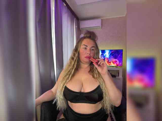 VictoriaFoxxx webcam