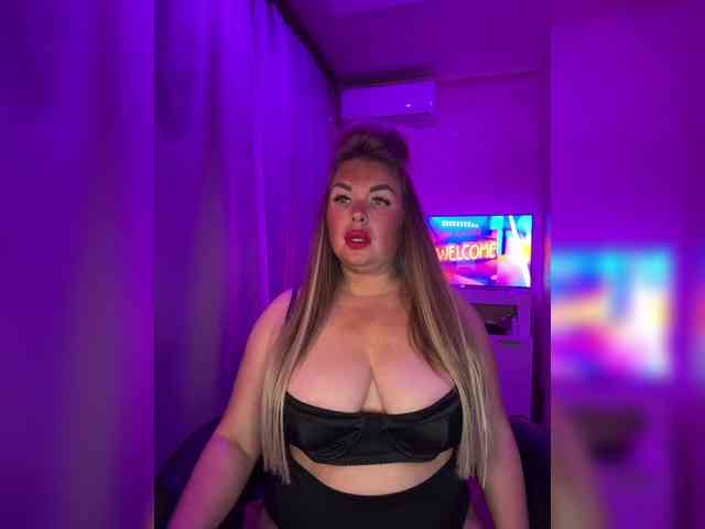 VictoriaFoxxx webcam