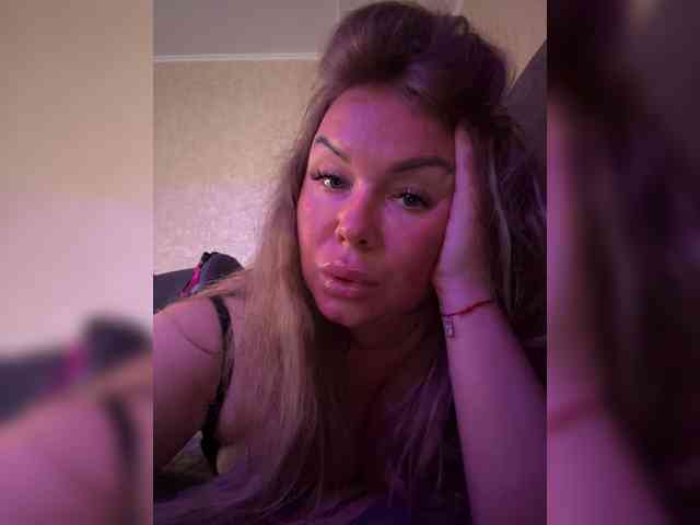 VictoriaFoxxx webcam
