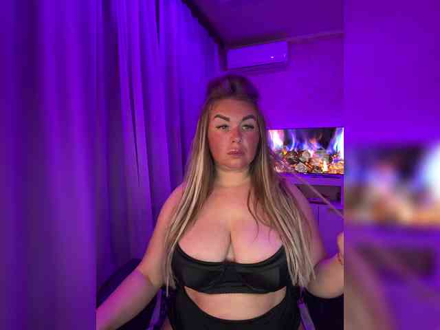 VictoriaFoxxx webcam