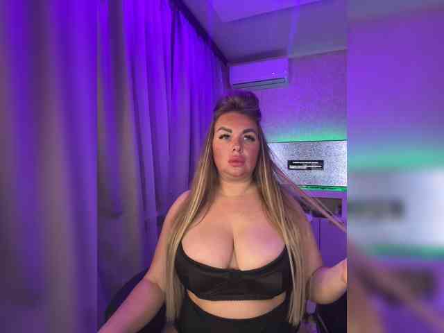 VictoriaFoxxx webcam