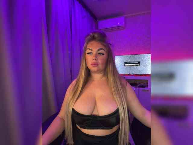 VictoriaFoxxx webcam