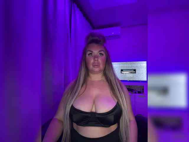 victoriafoxxx's live room