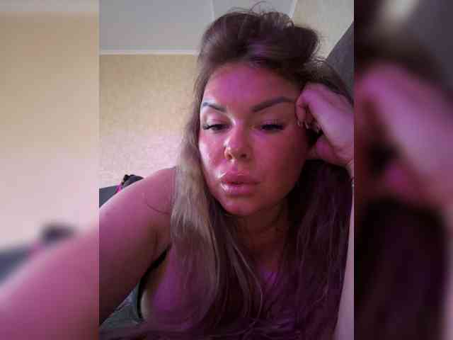 VictoriaFoxxx webcam