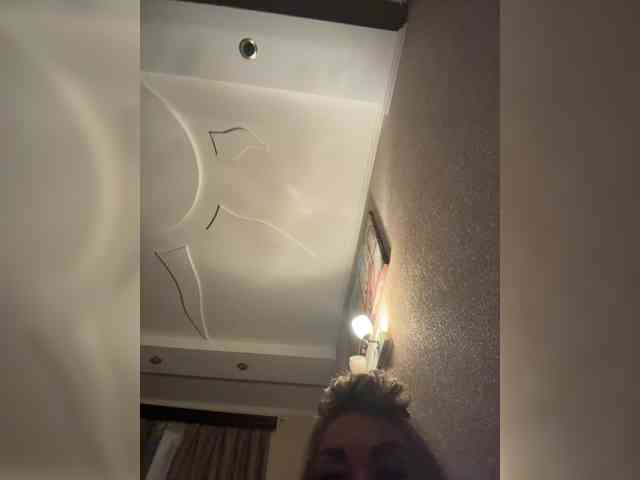VictoriaDiamo Sex Cam Show
