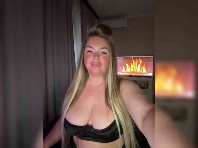VictoriaFoxxx webcam