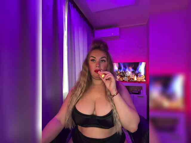 VictoriaFoxxx webcam