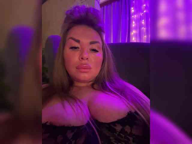 VictoriaFoxxx webcam