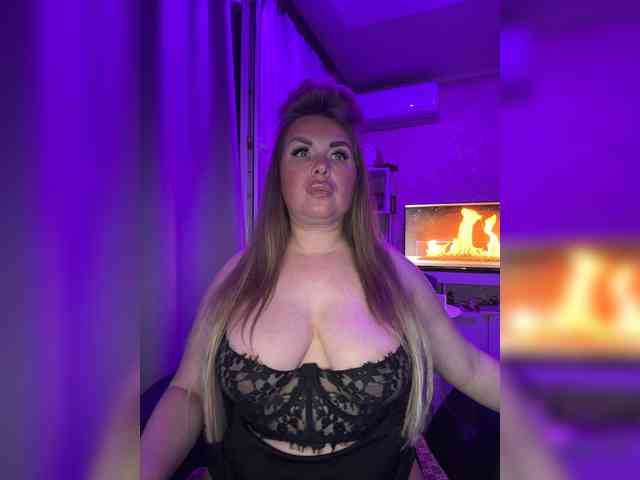 VictoriaFoxxx webcam