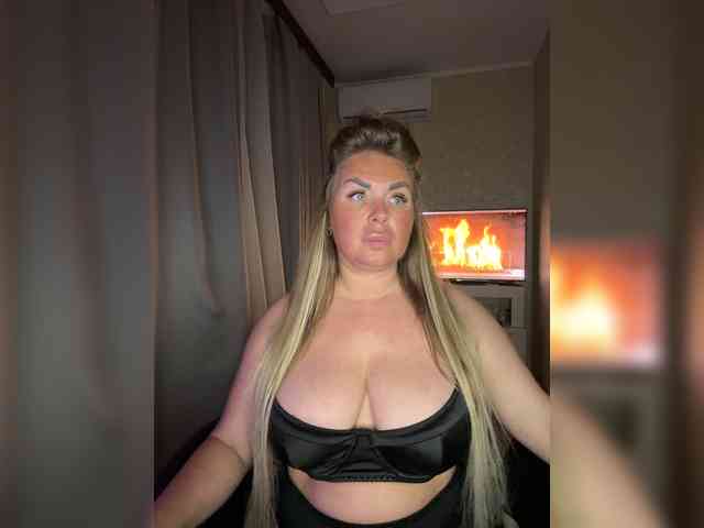 VictoriaFoxxx webcam