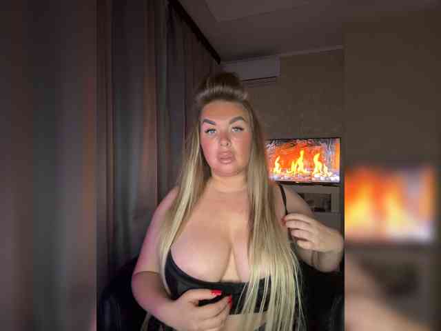 VictoriaDiamo Sex Cam Show