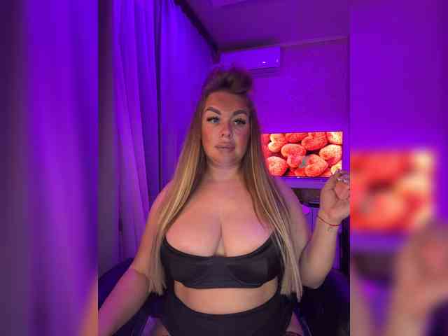 VictoriaFoxxx webcam