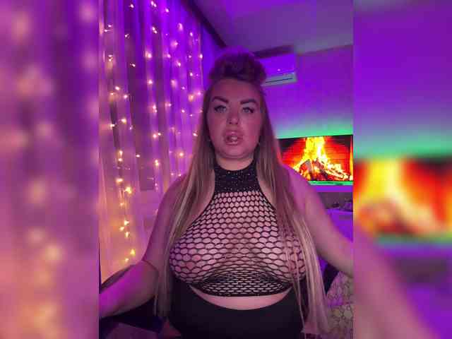 VictoriaFoxxx webcam