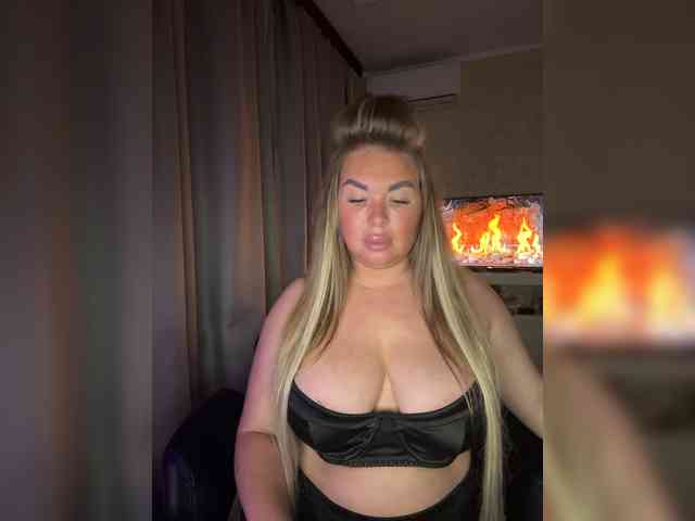 VictoriaDiamo Sex Cam Show
