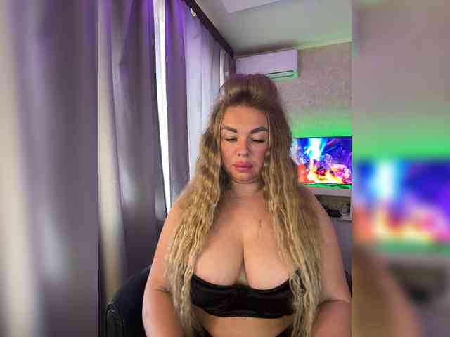 VictoriaFoxxx webcam
