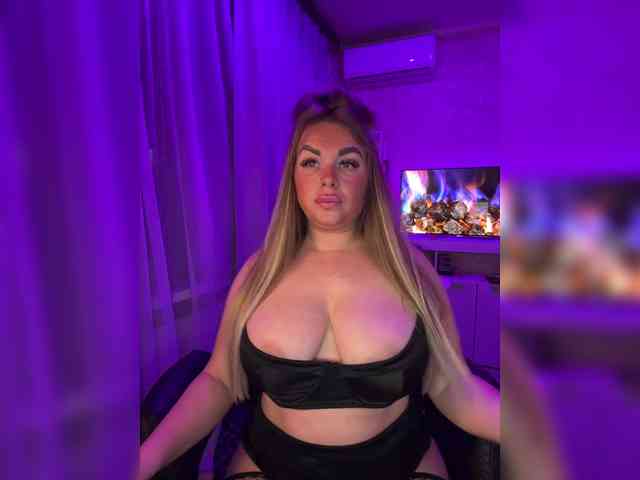 VictoriaFoxxx webcam