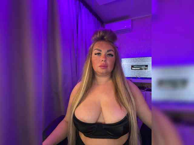 VictoriaFoxxx webcam