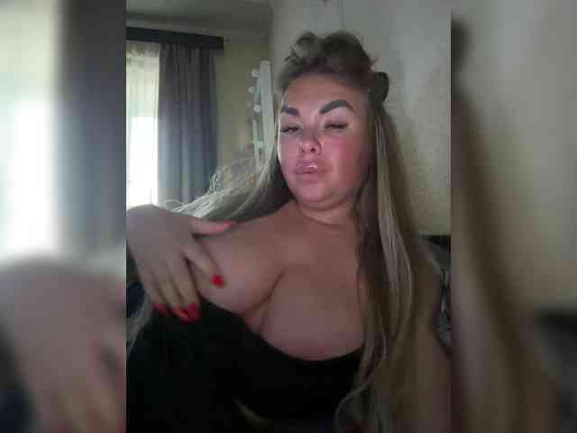 VictoriaFoxxx webcam